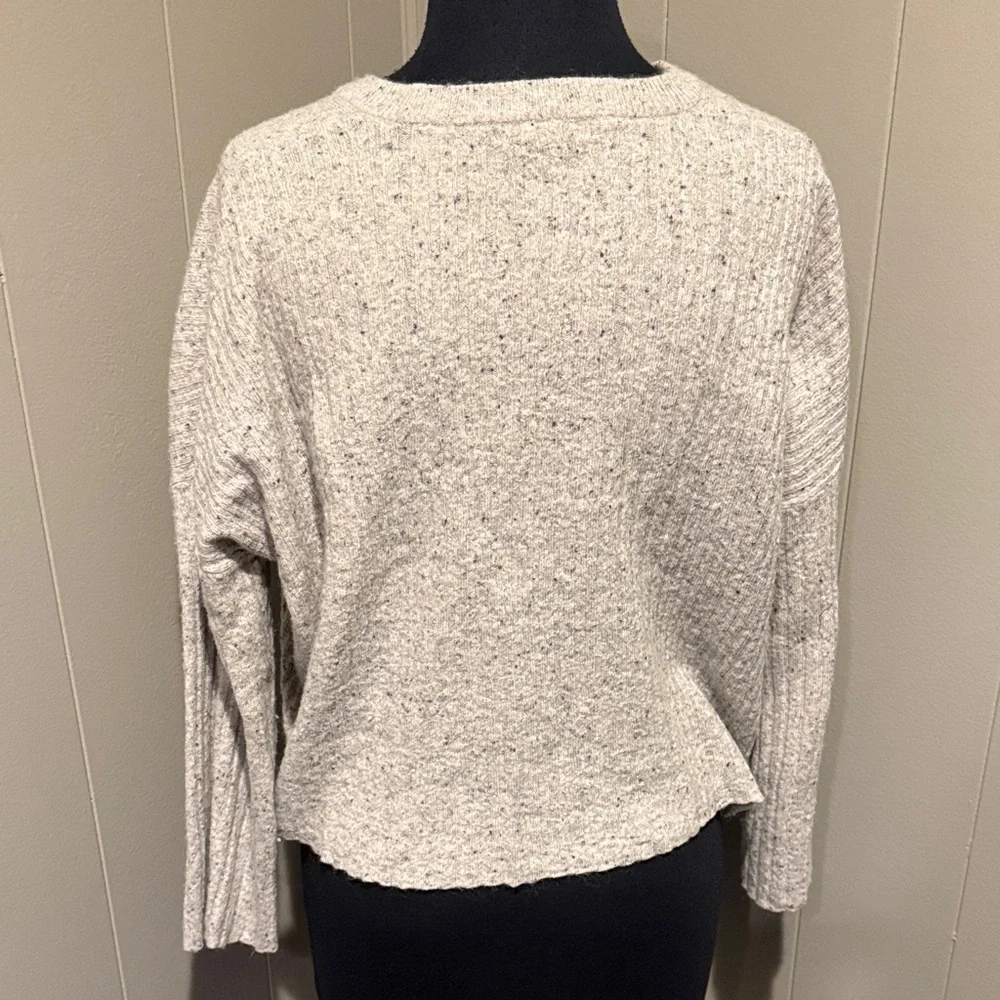 Madewell Gray Cropped Cozy Cottagecore  Crew Neck Sweater